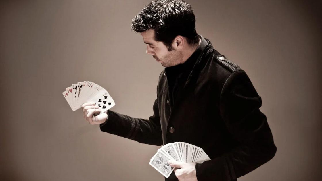 Magia y circo en la Feria de Julio de València 2026