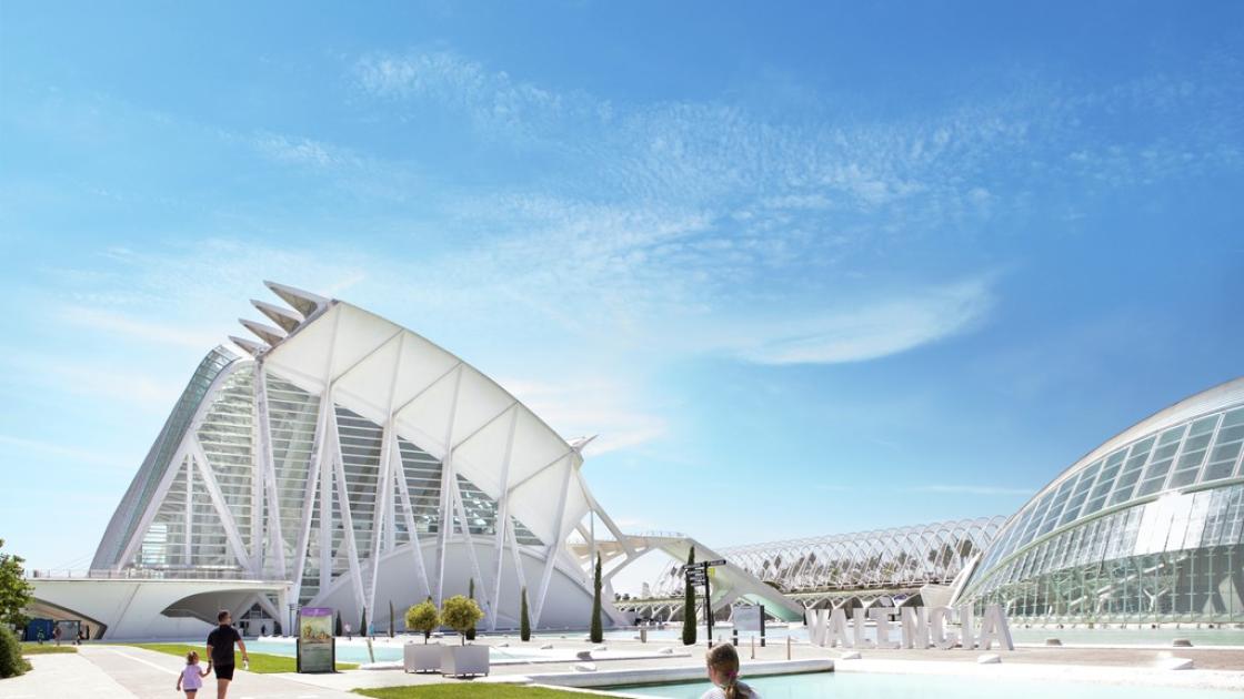 Modo València On cac niña bici ciudad de las artes