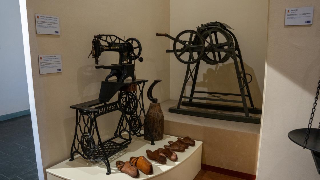 Máquina de coser en el Museo Histórico Militar