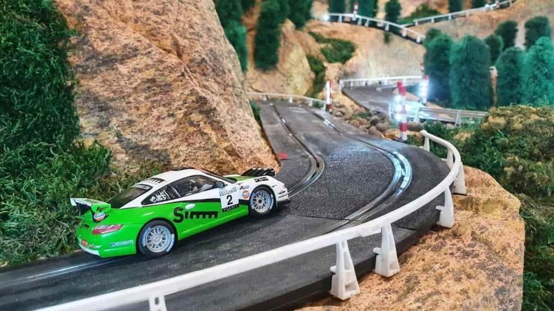 Exposición y circuito «60 Años de Scalextric» en València