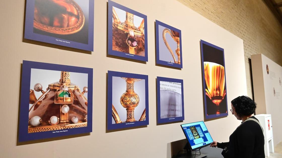 Exposición del Santo Cáliz en el Almudín de València