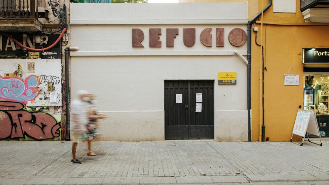 refugio antiaéreo calle serranos fachada exterior