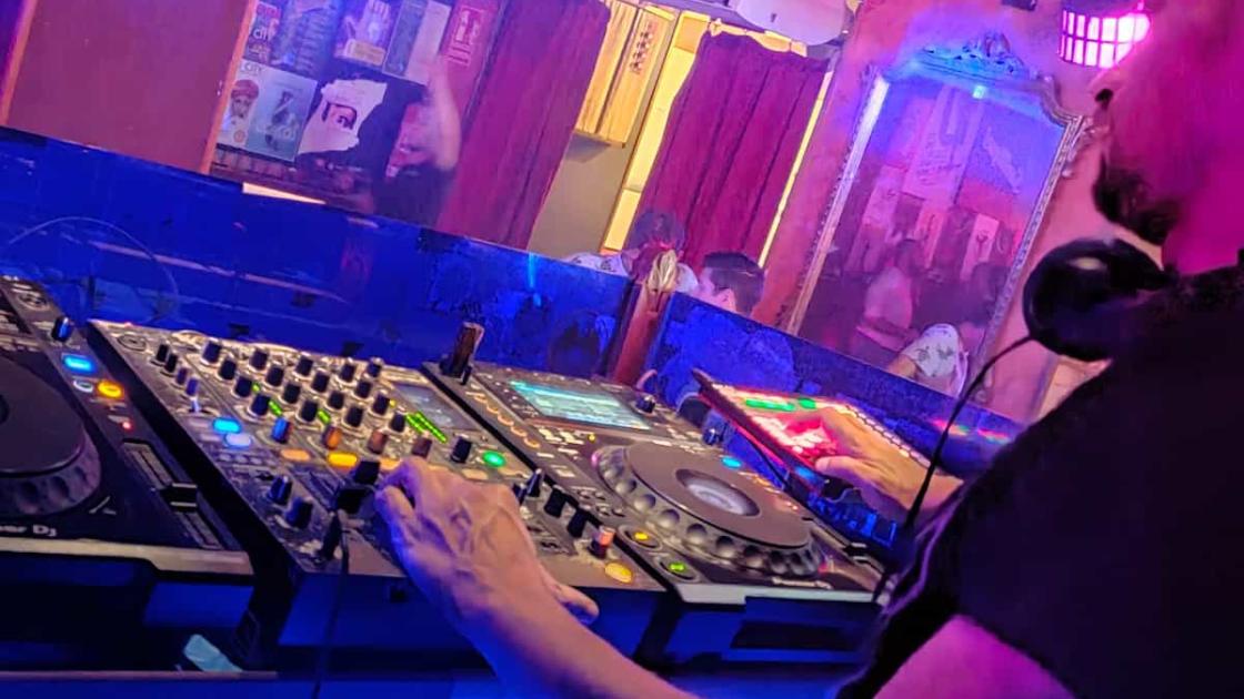 Sesiones de DJ gratis las noches de verano en Radio City