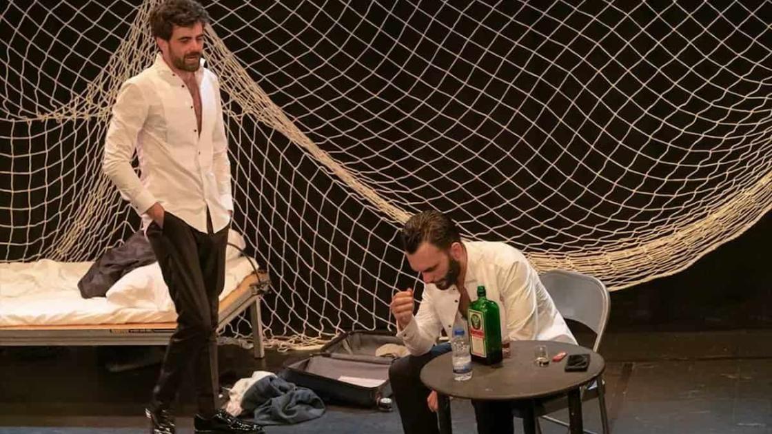 Obra de teatro «Here Comes Your Man» en València