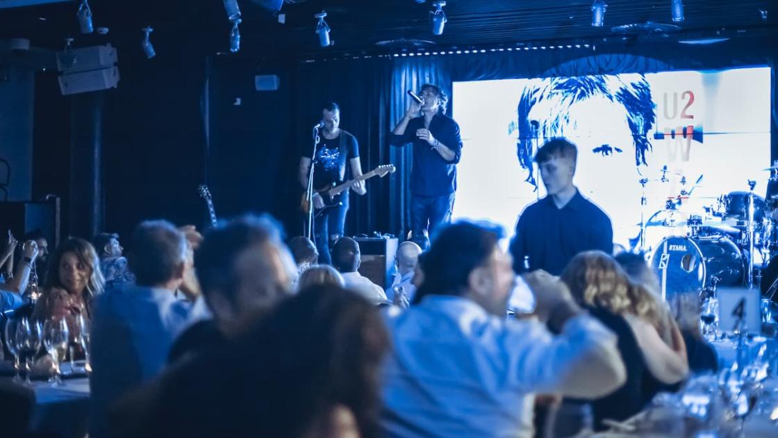 Cenas con espectáculo en el Casino Cirsa de València