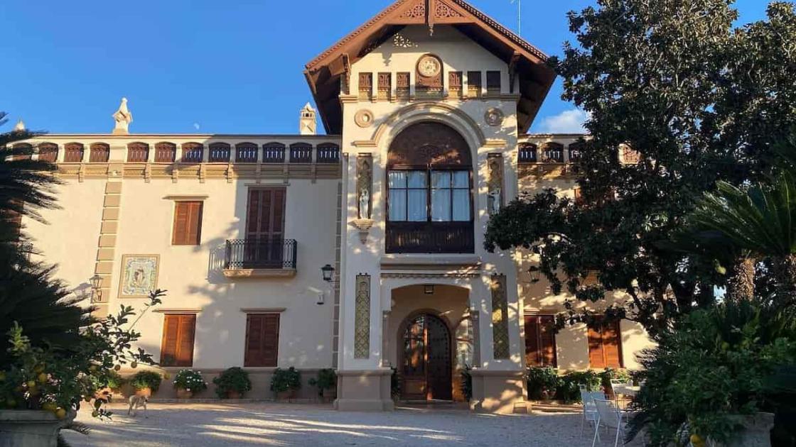 Taller de vermouth y visita guiada a Huerto Ribera en València