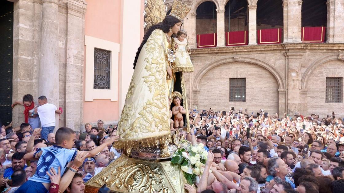 Fiesta Virgen de los Desamparados Valencia