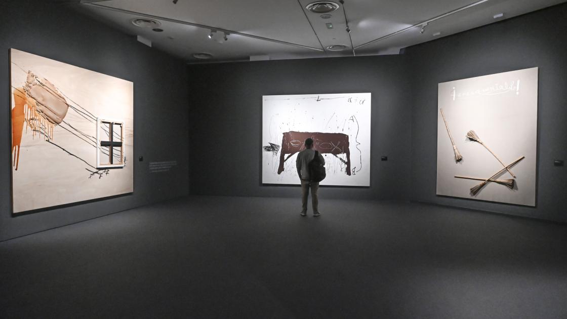 Exposición Antoni Tapies Valencia