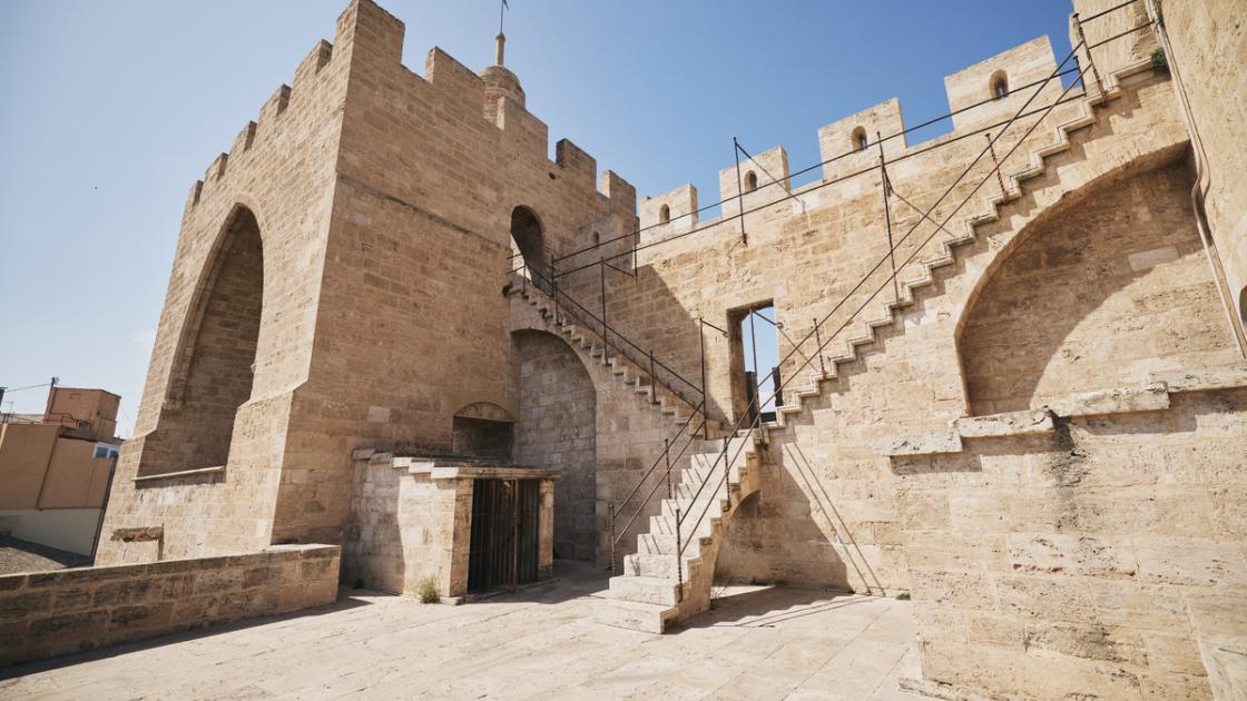 Torres de Serranos Valencia