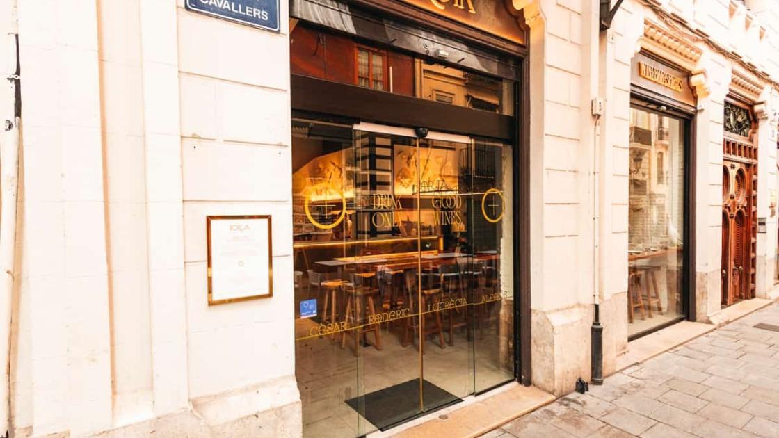 Cena con maridaje en Borgia Winebar & Spirits en València