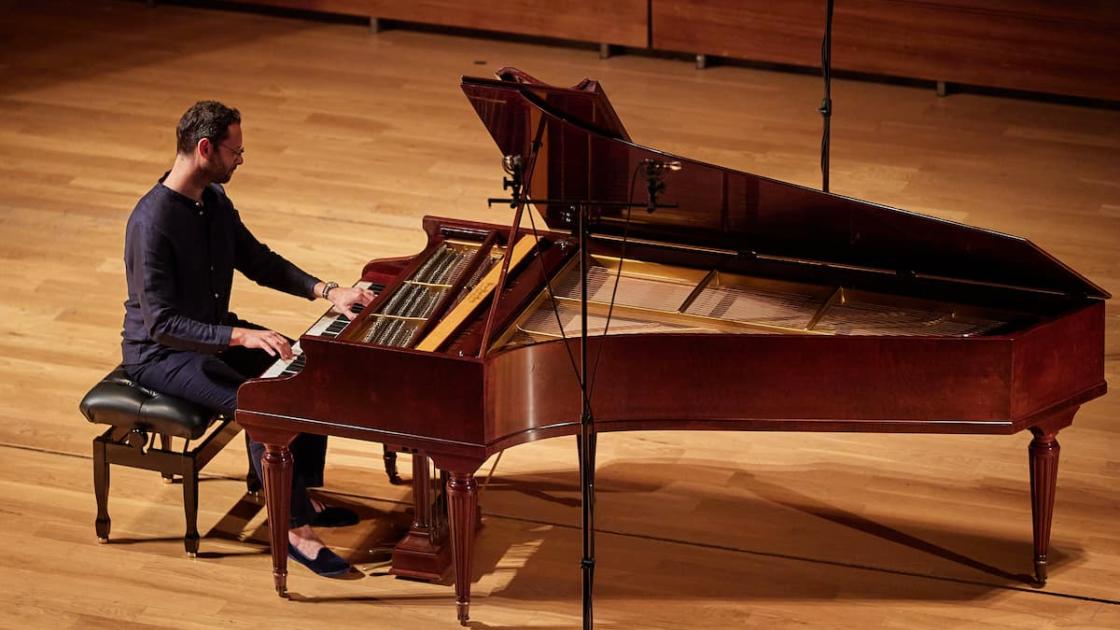 Tributo a Falla con clave Pleyel en València