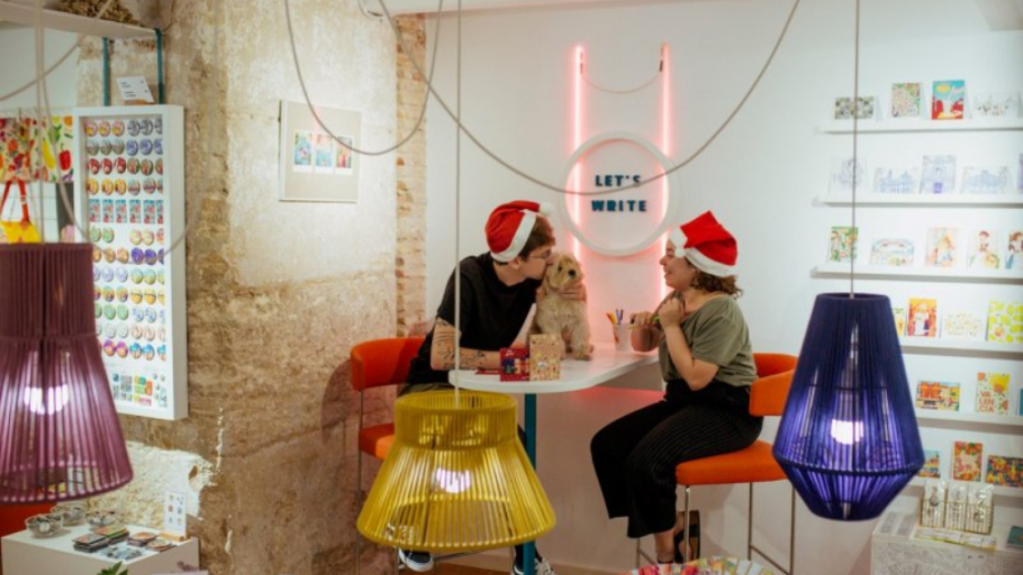 la postalera clientes durante la navidad