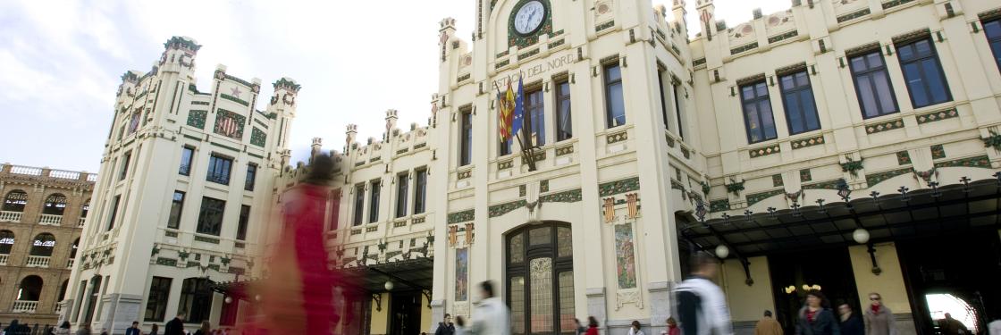 estación del norte fachada principal