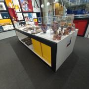 Adequate height of showcases