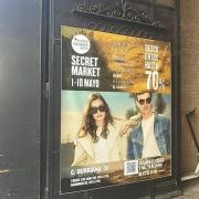 Señalización clara del espacio, ubicación y horarios de apertura