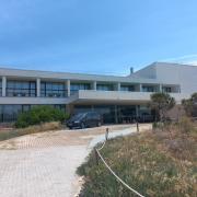 Establecimiento claramente reconocible.