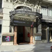 Acceso principal al establecimiento.