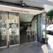 Main access with a small step that does not hinder access.