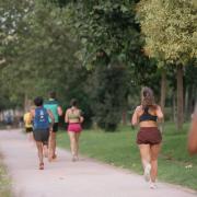 runners en el antiguo cauce del rio Turia