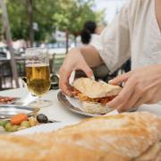 Ven a la Festa del Esmorzar de Casal Viveros a València 