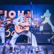 Cenas con espectáculo en el Casino Cirsa de València