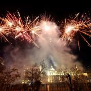 Fuegos artificiales en honor a la Mare de Déu
