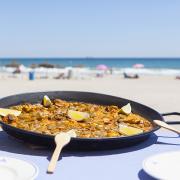 Paella en la playa